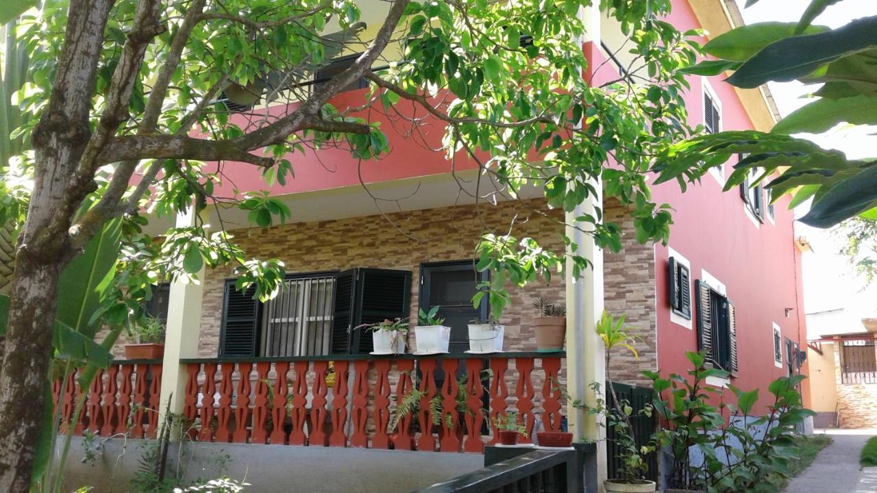 Hotel Santos'S House Sao Tome Esterno foto