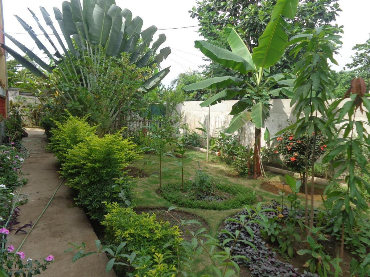 Hotel Santos'S House Sao Tome Esterno foto